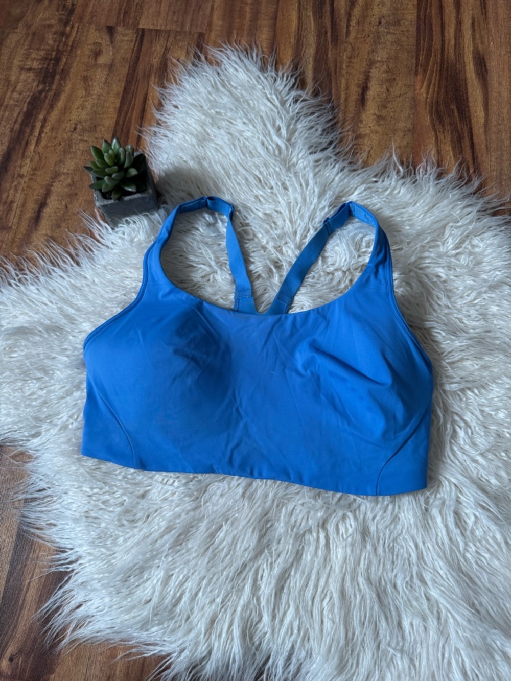 Lululemon High Support Sports Bra Light Blue 38DD